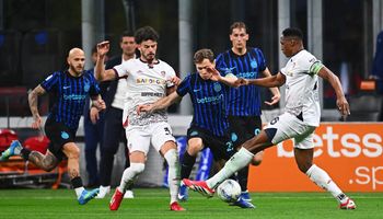 Inter Milan vs Cagliari (01:45 – 18/04) | Xem lại trận đấu